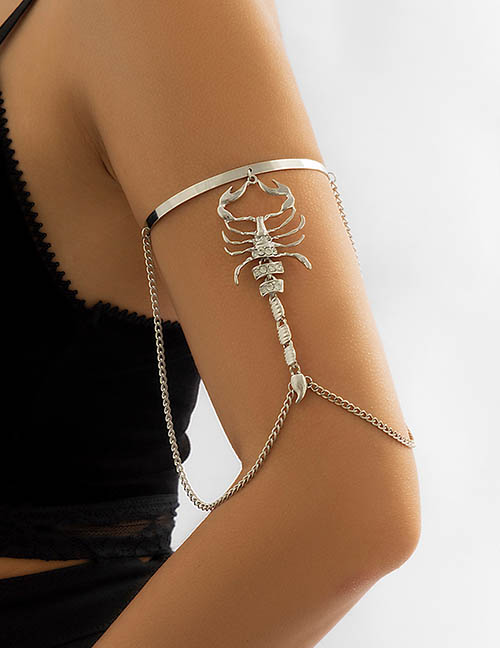 Fashion Silver Metal Diamond Scorpion Chain Tassel Arm Bracelet