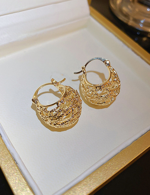 Fashion Gold Metal Cutout Ball Earrings