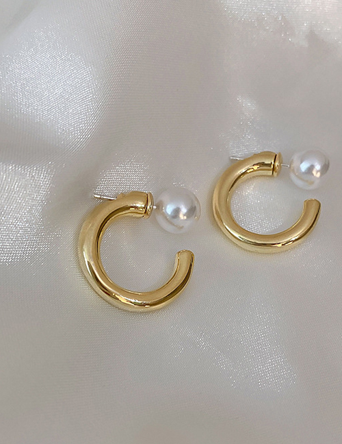 Fashion Gold Metal Geometric Pearl C-hoop Earrings