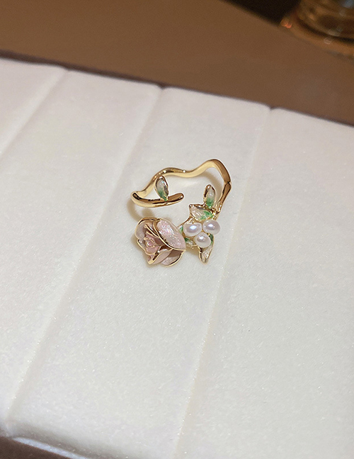 Fashion Ring - Gold Metal-set Pearl Rose Ring