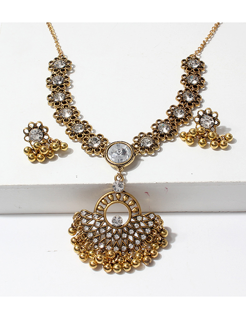 Fashion Gold Alloy Diamond Cutout Stud Necklace Set