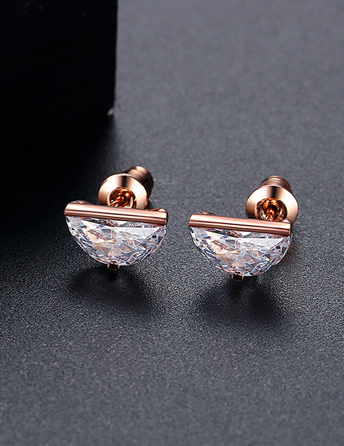 Fashion Rose Gold Brass Zirconium Crescent Stud Earrings