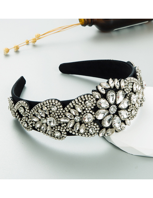 Fashion White Fabric Diamond-studded Flower Heart Wide-brimmed Headband