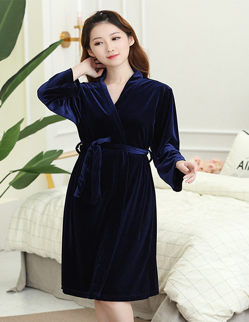 Fashion Navy Flannel Letter Embroidered Bandage Nightgown