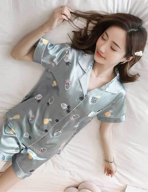 Fashion Small Pineapple Ice Silk Print Short-sleeved Shorts Pajama Set