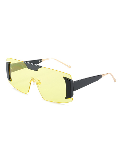 Fashion Black Frame Yellow Film One-piece Large Frame Sunglasses