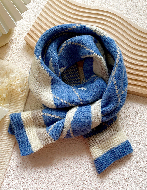 Fashion Blue Diamond Wool Knitted Scarf