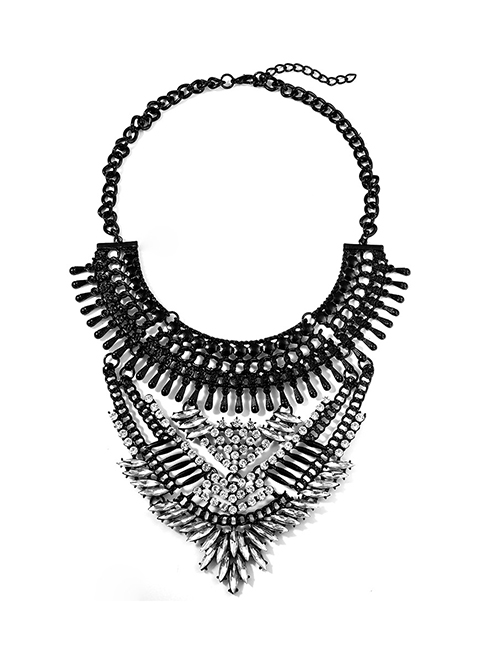 Fashion Black Metallic Diamond Hollow Geometric Necklace