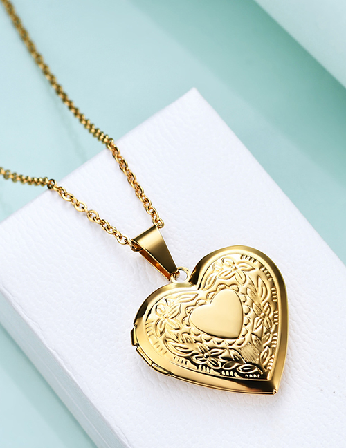 Fashion Heart-shaped Golden Titanium Steel Geometric Love Necklace