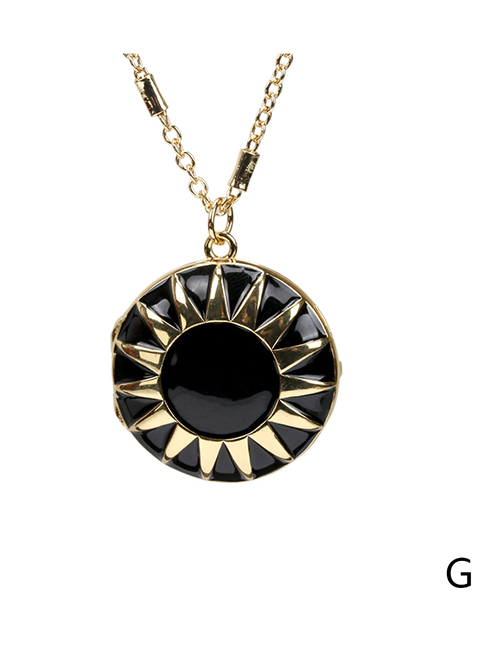 Fashion Black Copper Drop Oil Sun Openable Necklace