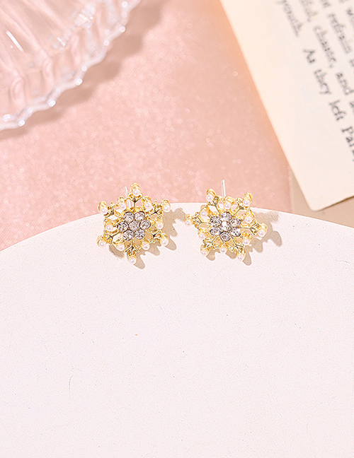 Fashion Gold Color Alloy Diamond Geometric Snowflake Stud Earrings
