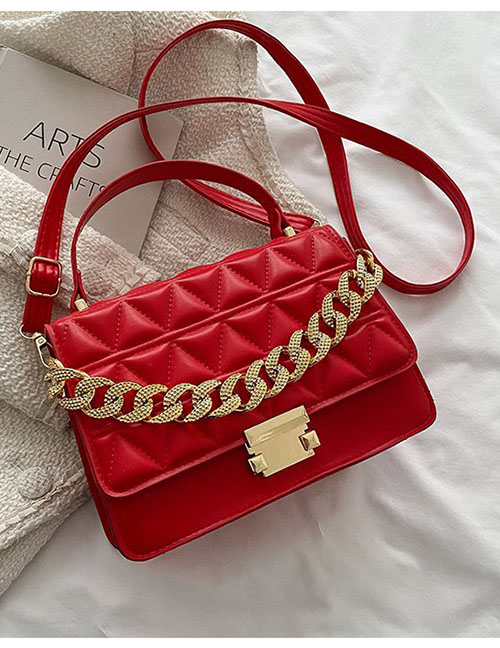 Fashion Red Chain Handheld Diamond Embossed Crossbody Bag