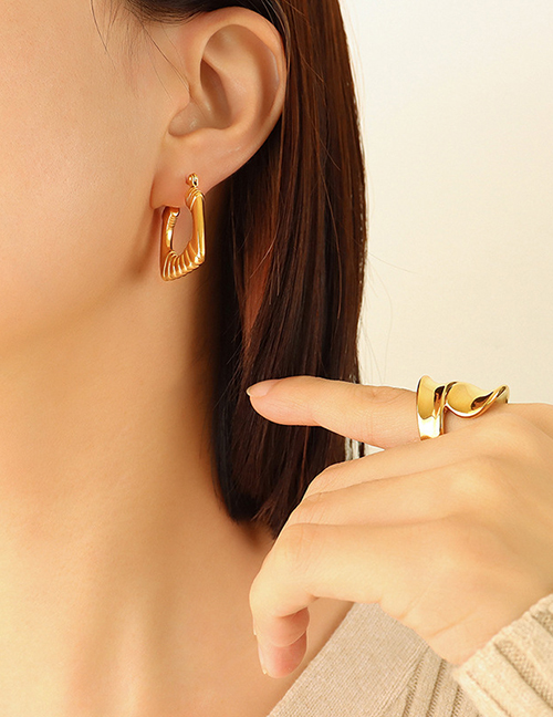 Fashion Gold Stainless Steel Gold Plated U-shaped Earrings