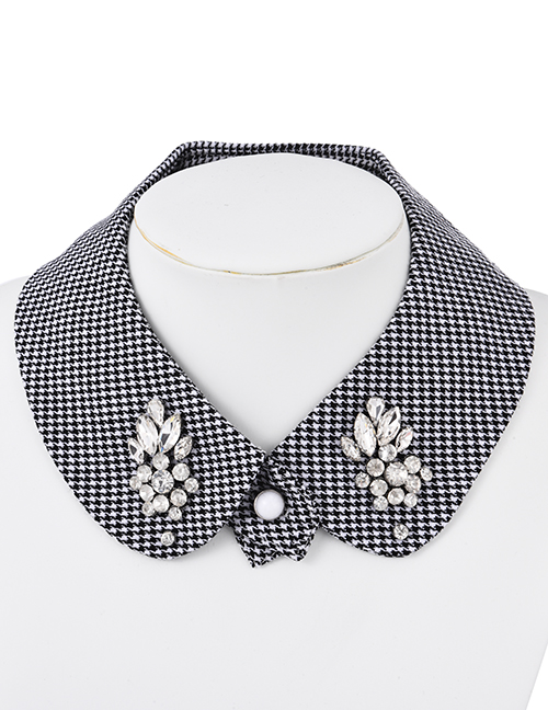 Fashion Black Fabric Houndstooth Fake Collar With Diamonds