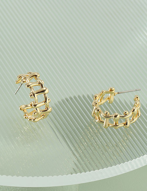 Fashion Gold Alloy Geometric Cutout C-shaped Stud Earrings
