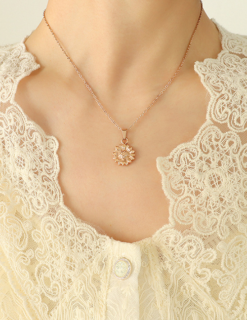Fashion Rose Gold Color Titanium Sunflower Necklace
