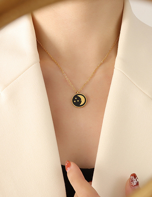 Fashion Gold Titanium Star And Moon Circle Necklace