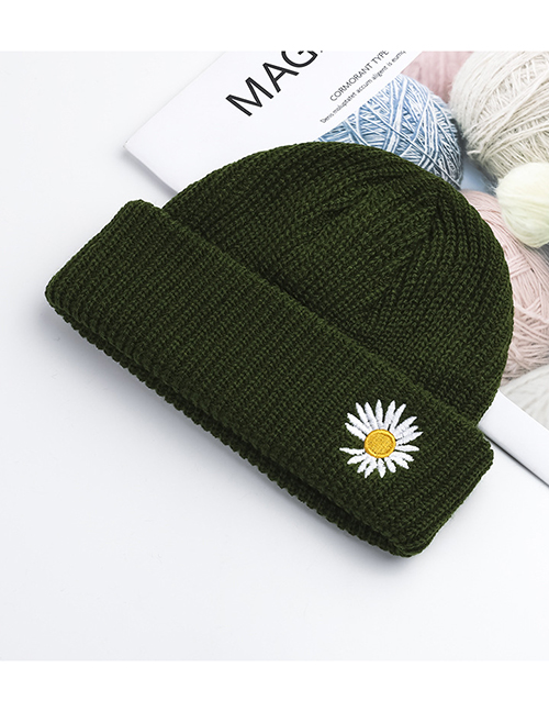 Fashion Army Green Daisy-embroidered Knitted Sweater Hat