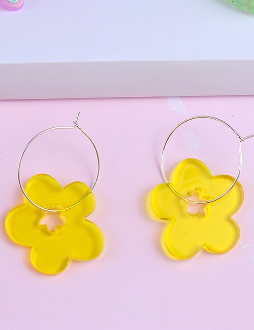 Fashion Little Flower Acrylic Flower Hoop Earrings