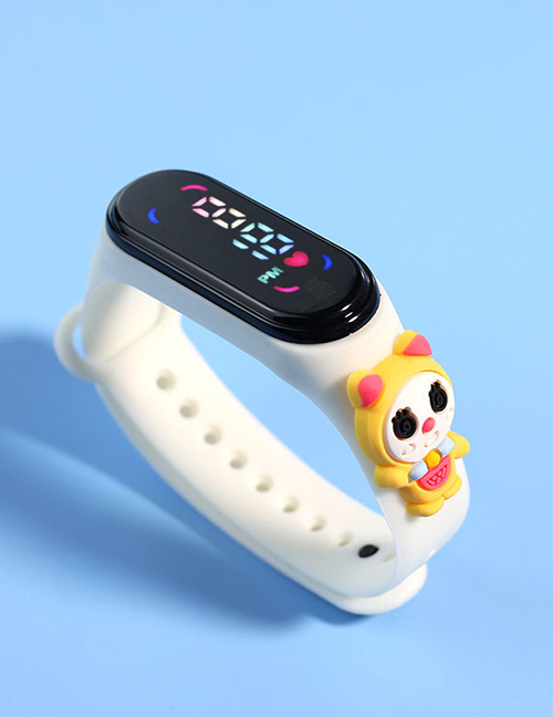 Fashion White Doraemon Plastic Cartoon Rectangular Dial Watch