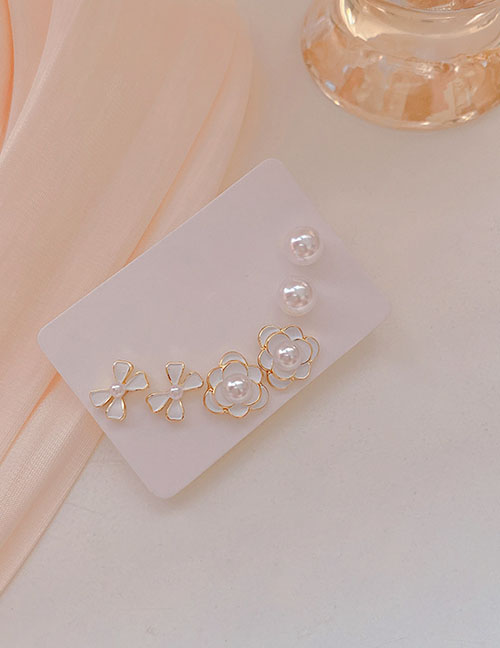 Fashion 13# Alloy Pearl Camellia Bow Stud Earrings Set