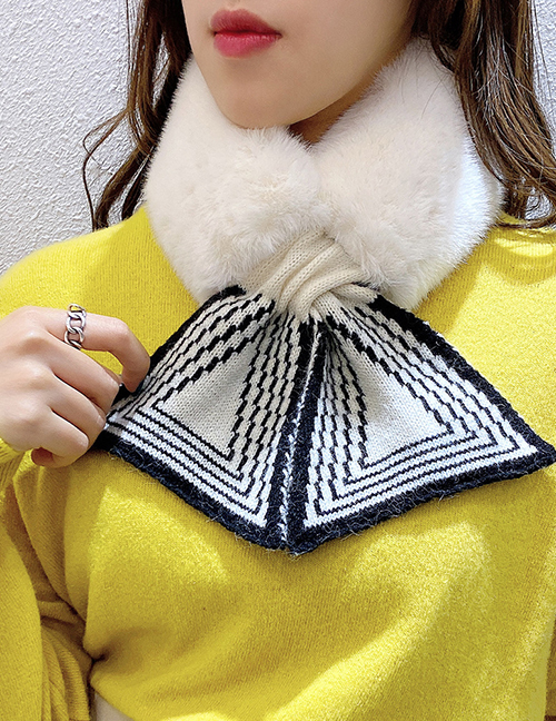 Fashion Triangle Line White Black Knitted Plush Stitching Cross Wool Scarf