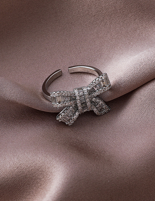 Fashion Crystal Zircon Gold-plated Copper Ring With Diamond Bow