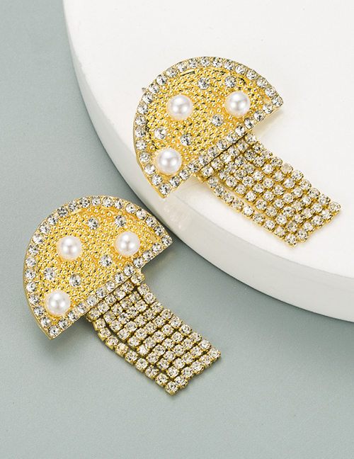 Fashion White Diamond Pearl Mushroom Tassel Claw Chain Earrings