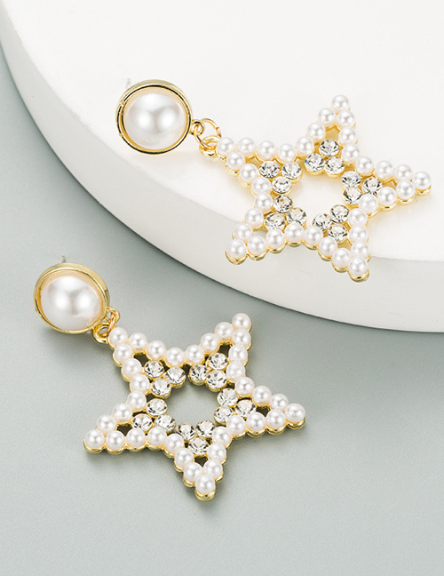 Fashion White Pearl Five-pointed Star Metal Earrings