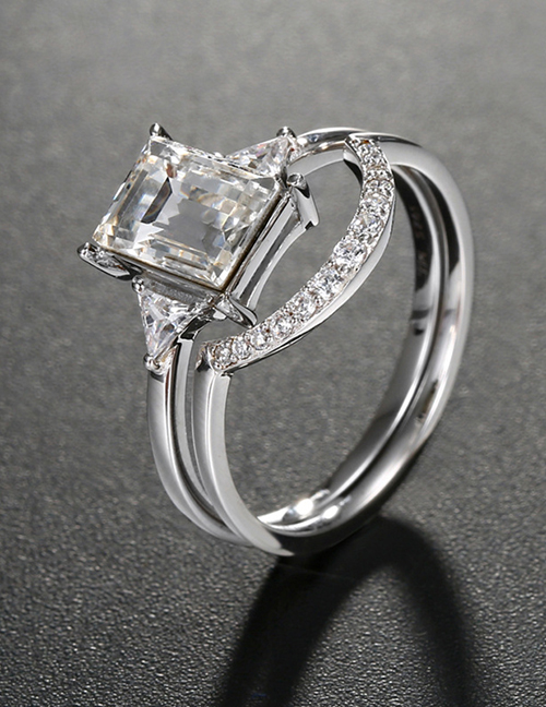 Fashion Silver Diamond Geometric Ring