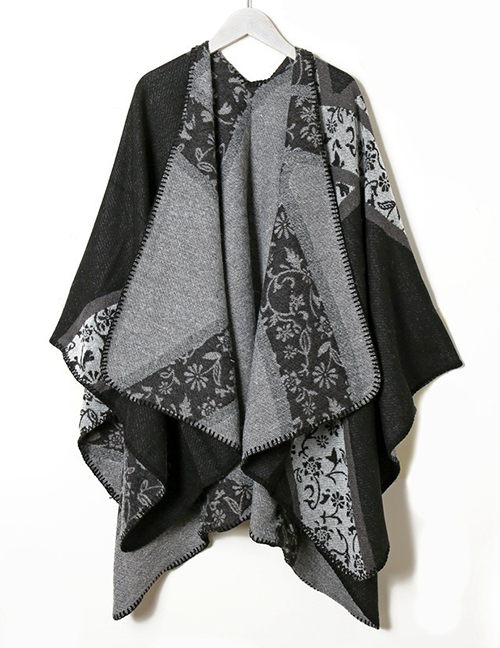 Fashion Black Cross Flower Printed Knitted Shawl Coat