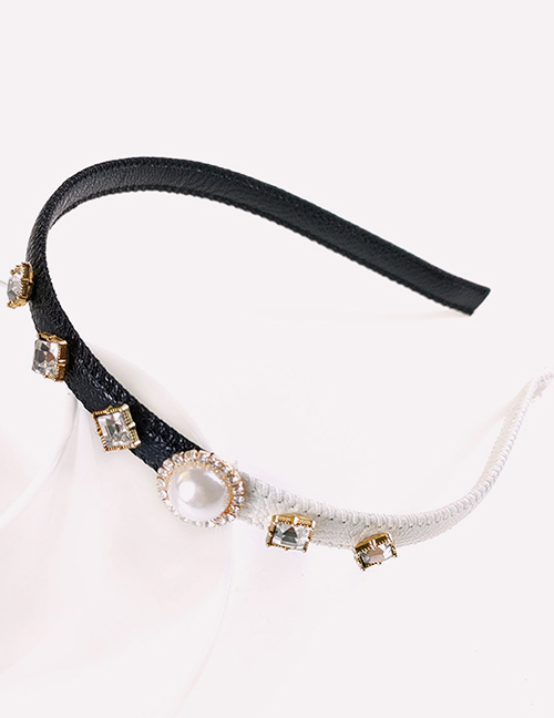 Fashion Black+white Leather Stitching Pearl Headband