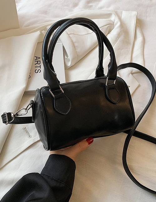 Fashion Black Cylinder Portable Messenger Bag