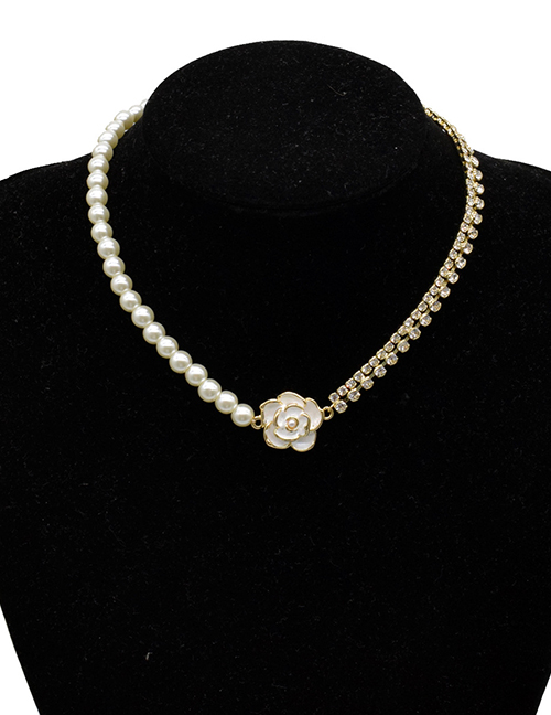 Fashion Gold Stitched Pearl Flower Necklace
