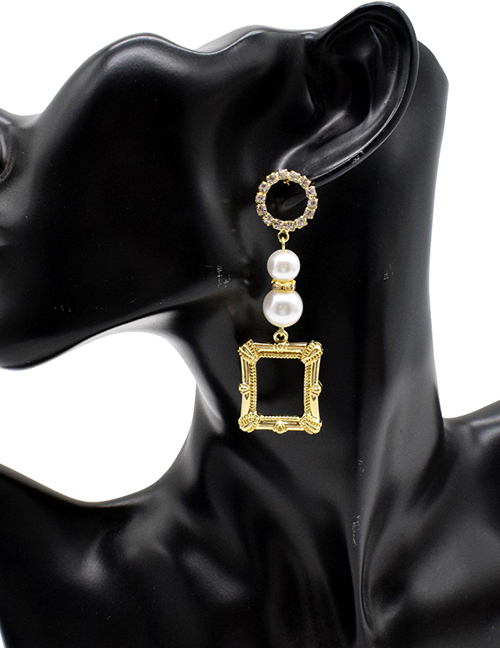 Fashion Gold Metal Square Pearl Stud Earrings