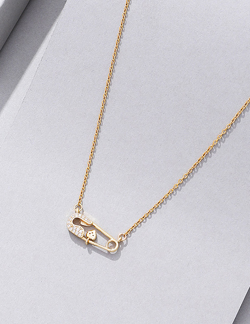 Fashion Gold Coloren Alloy Brooch Necklace With Diamonds