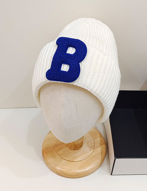 Fashion White B Letter Woolen Hat Knit Hat With Letter Flanging Knitted Pullover Cap
