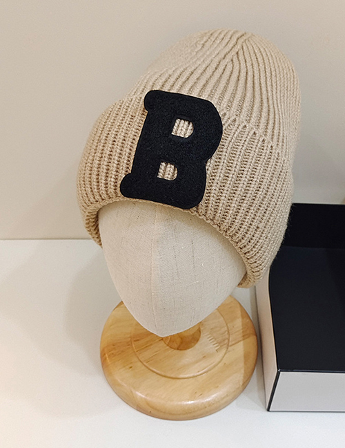 Fashion Beige B Letter Woolen Hat Knit Hat With Letter Flanging Knitted Pullover Cap