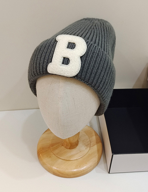 Fashion Gray B Letter Woolen Hat Knit Hat With Letter Flanging Knitted Pullover Cap