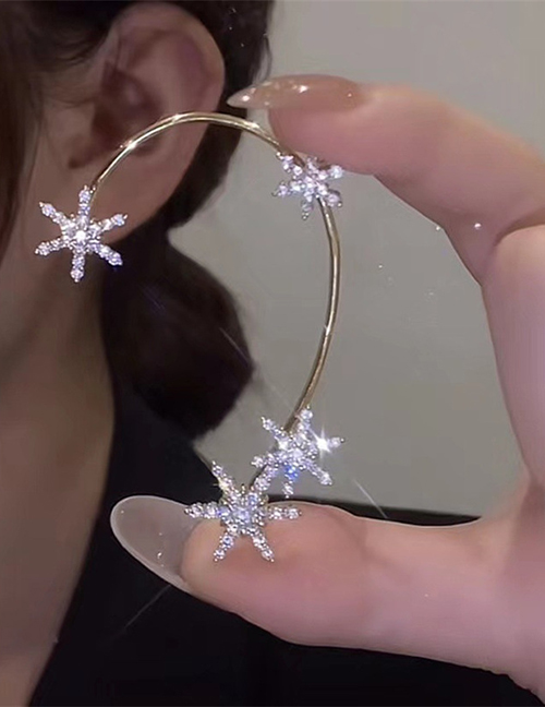 Fashion Snowflake Gold - Left Metal Diamond Snowflake Earrings