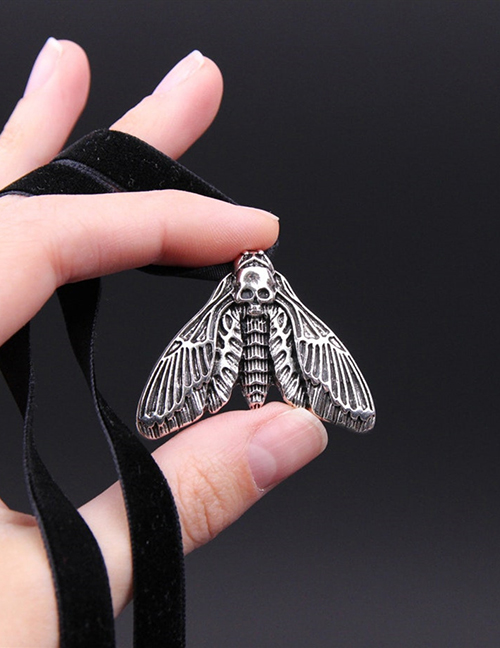 Fashion Style Two Alloy Geometric Insect Velvet Necklace