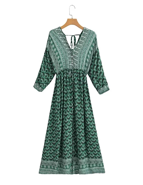 Fashion Green Polyester Printed V-neck Waist Dress