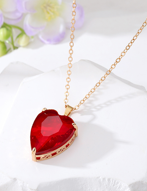 Fashion Red Heart Crystal Glass Heart Necklace