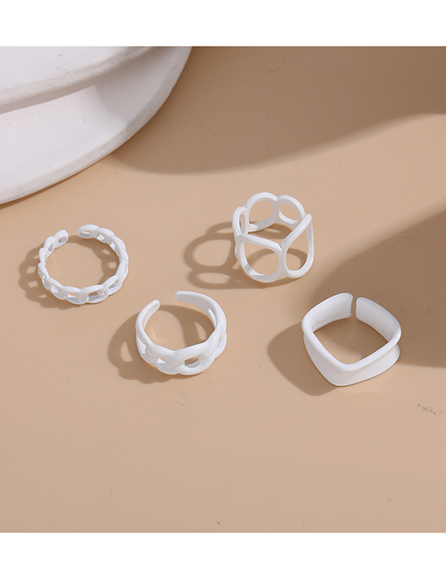 Fashion White Metallic Painted Chain Ring Set