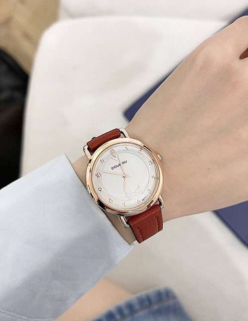 Fashion Red Belt Alloy Round Dial Watch (with Electronics)