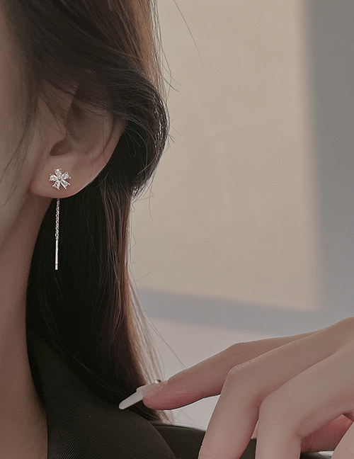 Fashion One White Gold Flower Zircon Ear Wire Copper And Diamond Flower Ear Wire (single)