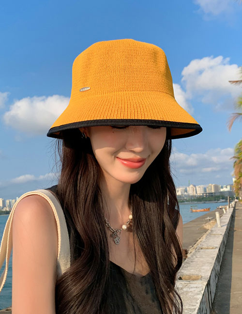 Fashion Yellow Metal Label Knit Sunscreen Bucket Hat