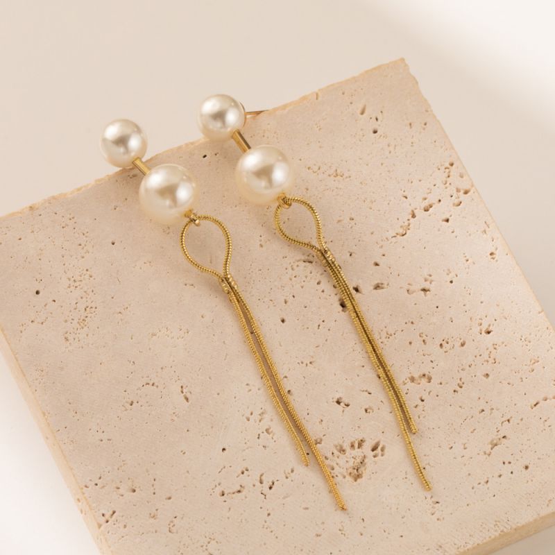 Fashion Gold Copper Buckle Geometric Pearl Asymmetric Tassel Drop Earrings