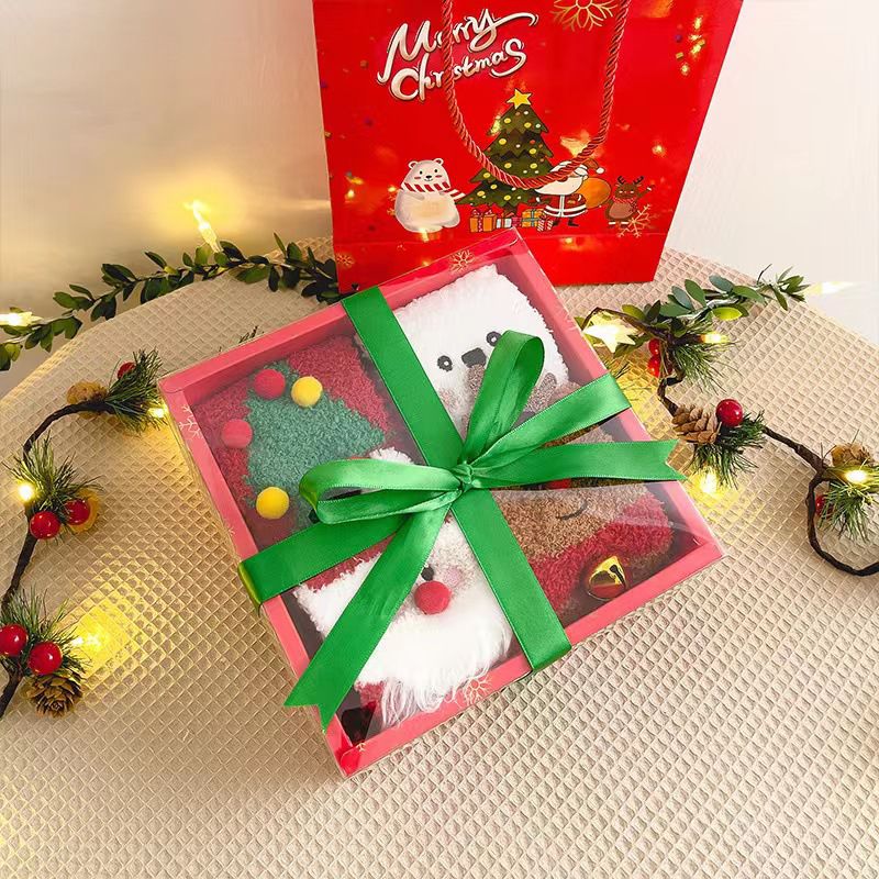 Fashion Four Color Gift Box Christmas Printed Coral Velvet Floor Socks Gift Box Set