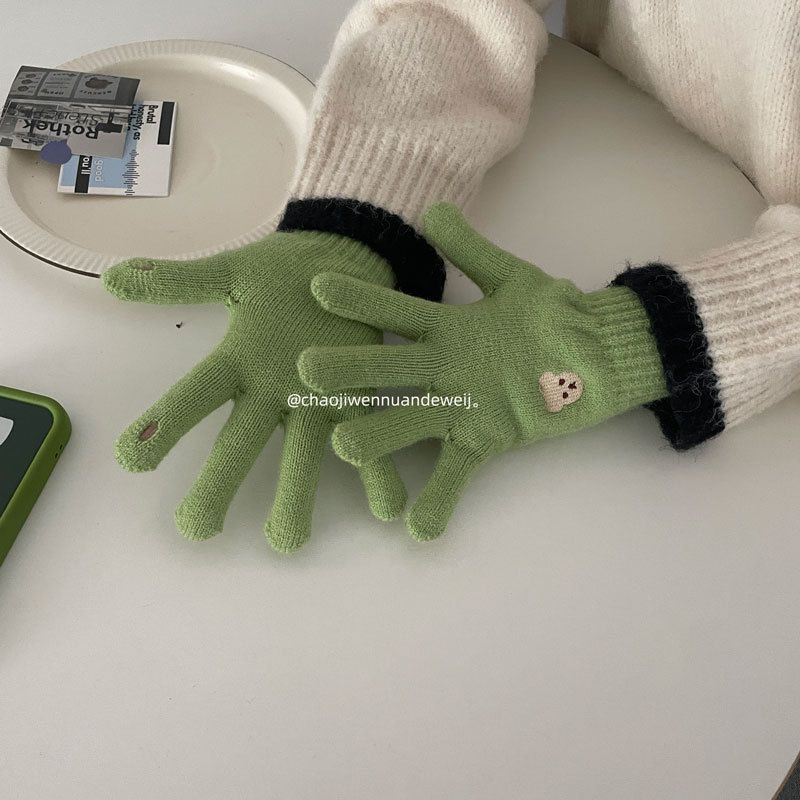 Fashion Light Green Embroidered Bear Five-pointer Knitted Gloves